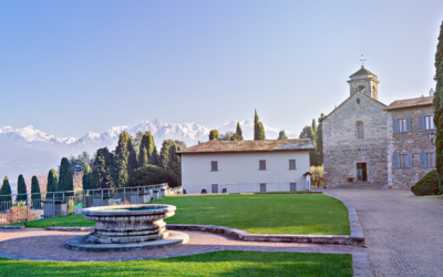 Chiese sul Lago di Como: i tesori da scoprire in barca per un’esperienza indimenticabile